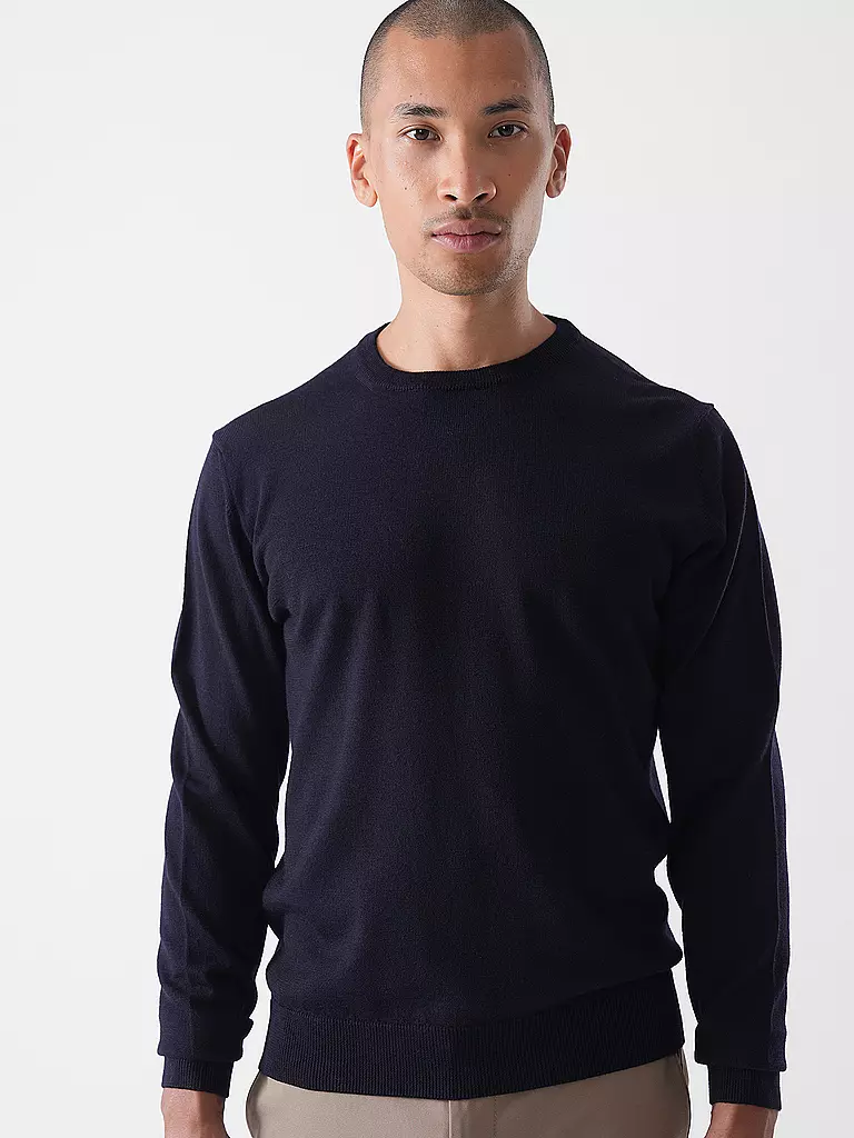 DANIELE FIESOLI | Pull | blau