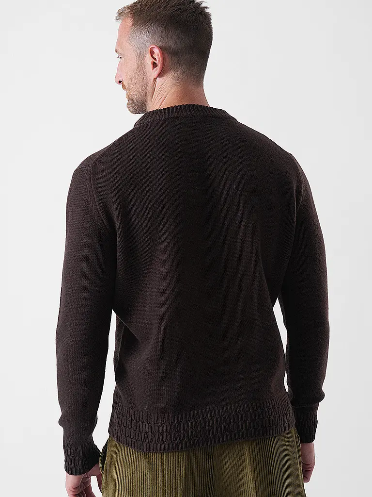 DANIELE FIESOLI | Pull | braun
