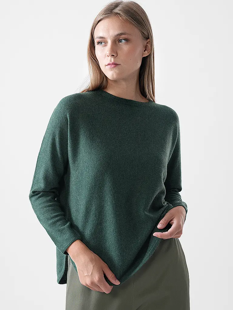 DAVIDA | Pull Kaschmir
Marque: DAVIDA
Couleur: vert
Catégories: Mode,Femme

Longueur des manches: Manches longues
Encolure: Col rond
Matière: Cachemire,Maille
Motif: Uni
Coupe (vêtement d'extérieur): Ample
Style: Pure | 