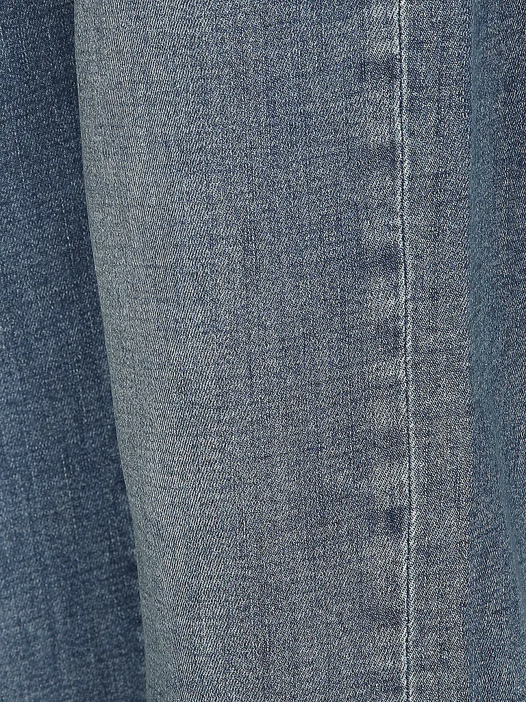 DAWN DENIM | Nom du produit: Jeans Ballon Fit STARDUST
Marque: DAWN DENIM
Couleur: bleu
Catégories: Mode,Femme

Matériel: Denim,Coton,Stretch
Motif: Uni
Longueur (Pantalons/Jeans): Longueur normale
Hauteur de la taille: Taille mi-haute
Détails: Poches latérales,Lo | Bleu