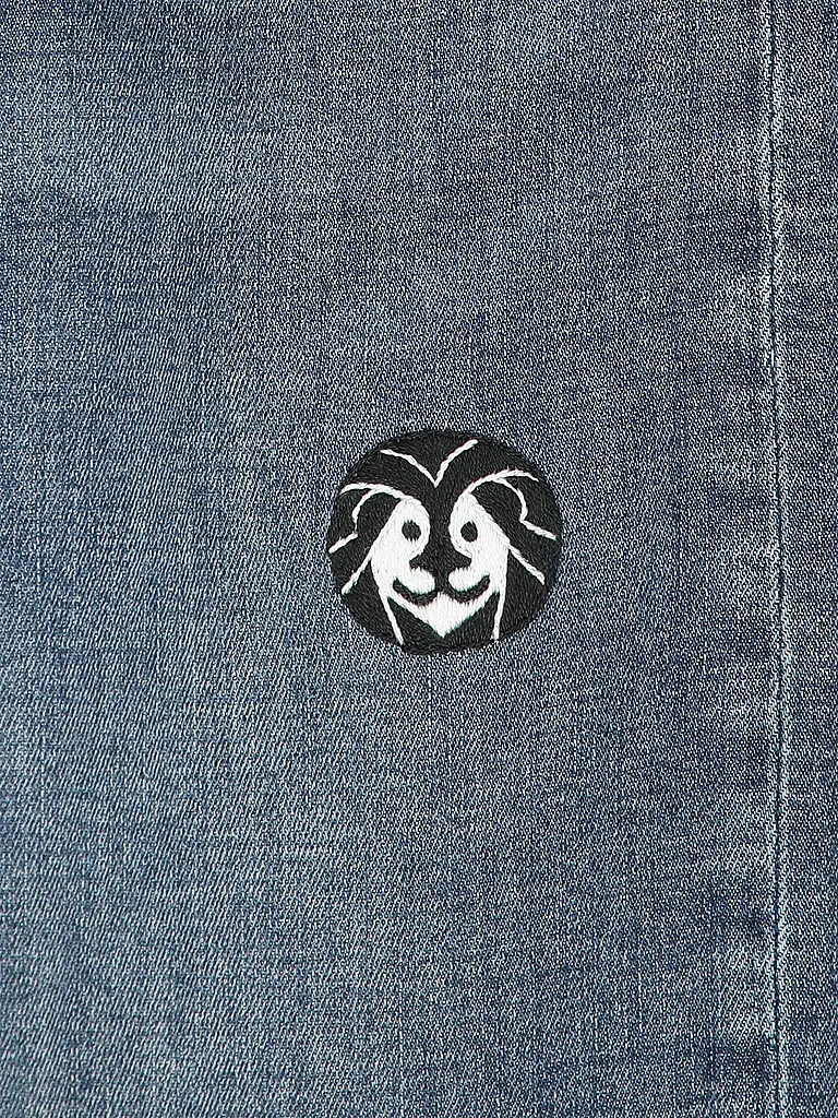 DAWN DENIM | Nom du produit: Jeans Ballon Fit STARDUST
Marque: DAWN DENIM
Couleur: bleu
Catégories: Mode,Femme

Matériel: Denim,Coton,Stretch
Motif: Uni
Longueur (Pantalons/Jeans): Longueur normale
Hauteur de la taille: Taille mi-haute
Détails: Poches latérales,Lo | Bleu