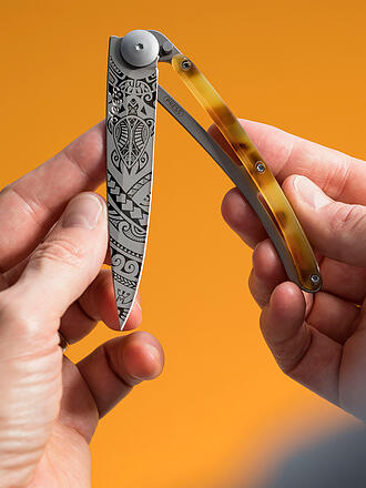 DEEJO | Couteau de poche aspect écaille de tortue brillant POLYNÉSIEN 37G
