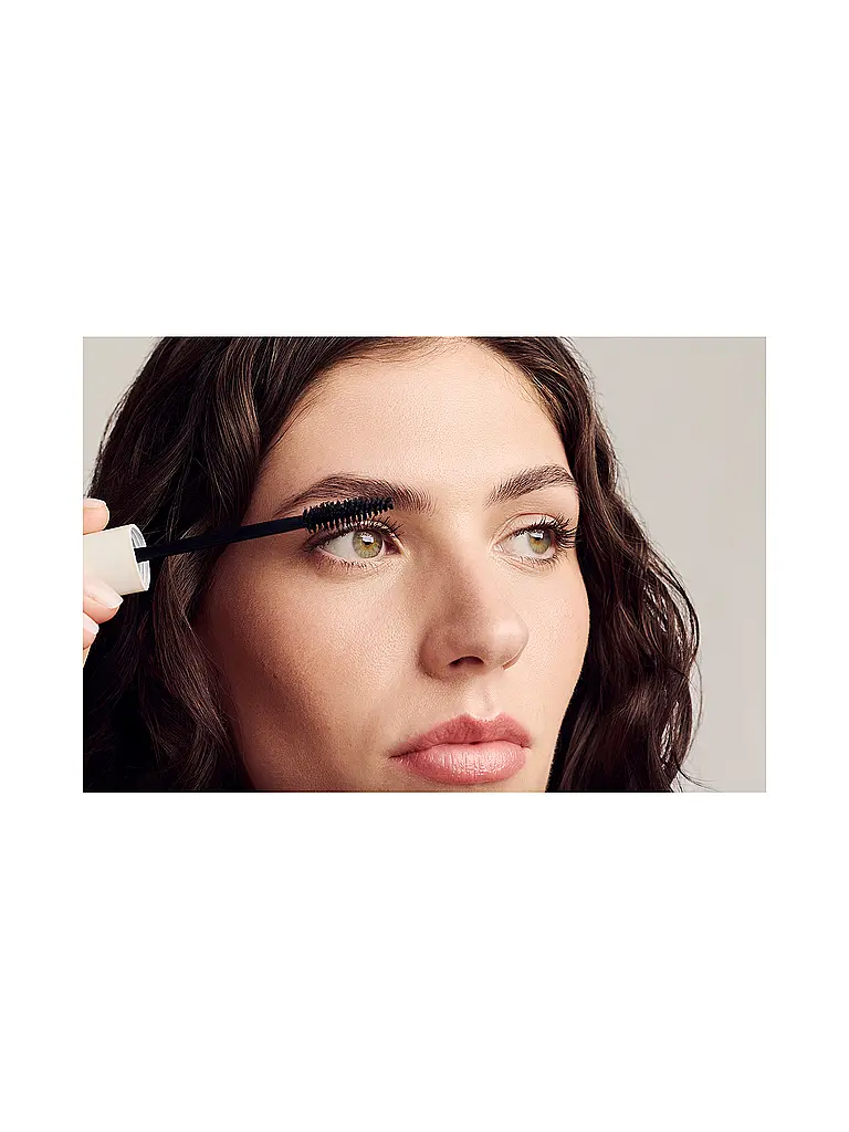 DR. HAUSCHKA | Mascara Longue Tenue (01 Noir) | 