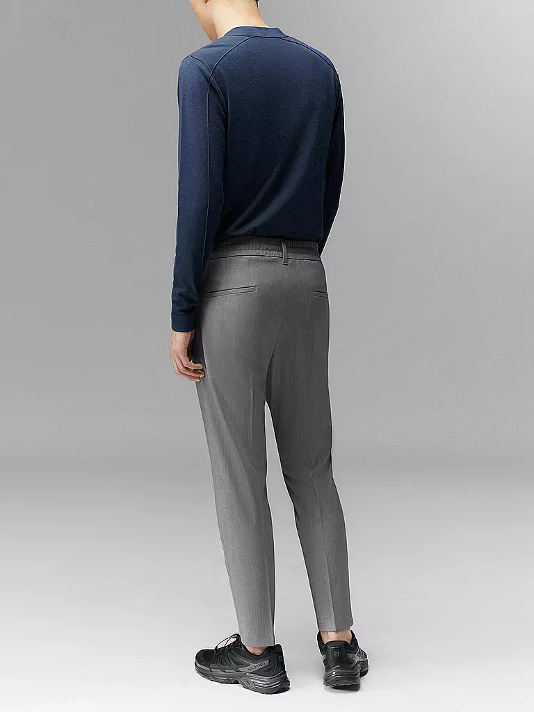 DRYKORN | Pantalon de costume CHASY

Marque : DRYKORN
Couleur : gris
Catégories : Mode, Homme

Matière : Polyester / Polyamide, Laine, Stretch
Motif : Carreaux
Longueur (pantalons/jeans) : Longueur 7/8
Style : Pure, Tendance
Hauteur de la taille : Taille moyenne
 | Gris