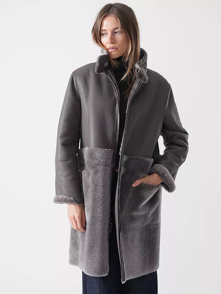 EMPORIO ARMANI | Manteau en peau de mouton retournée | 