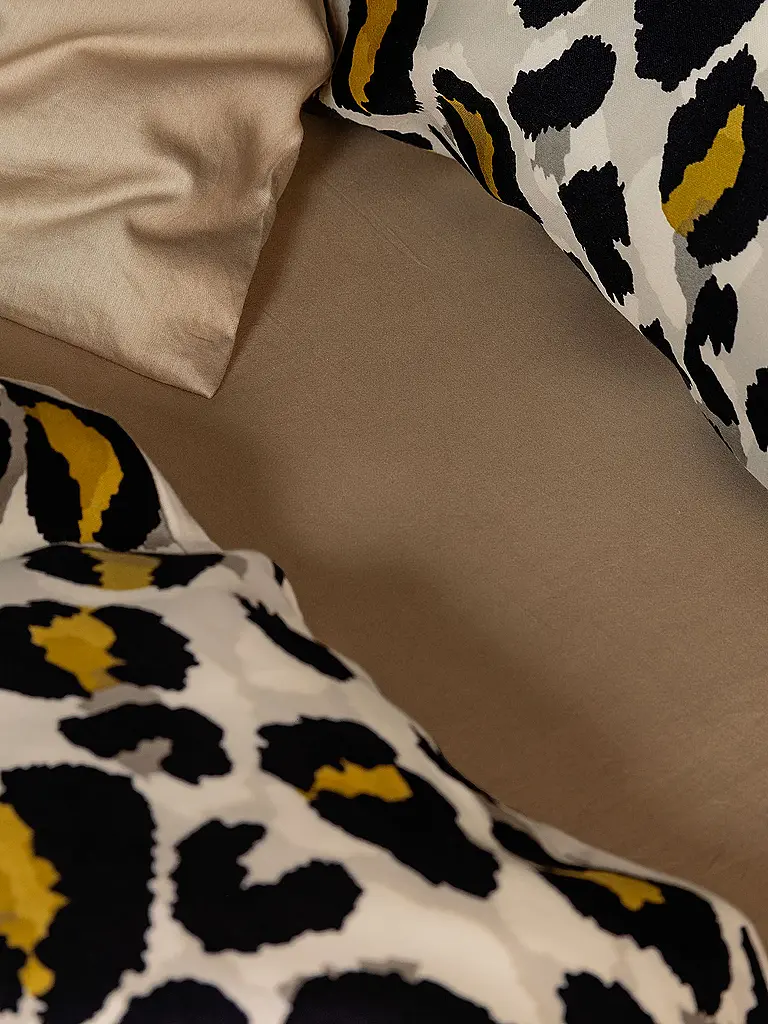 ESSENZA | Linge de lit en satin 70x90cm / 140x220cm FEDELIA Sand Storm |