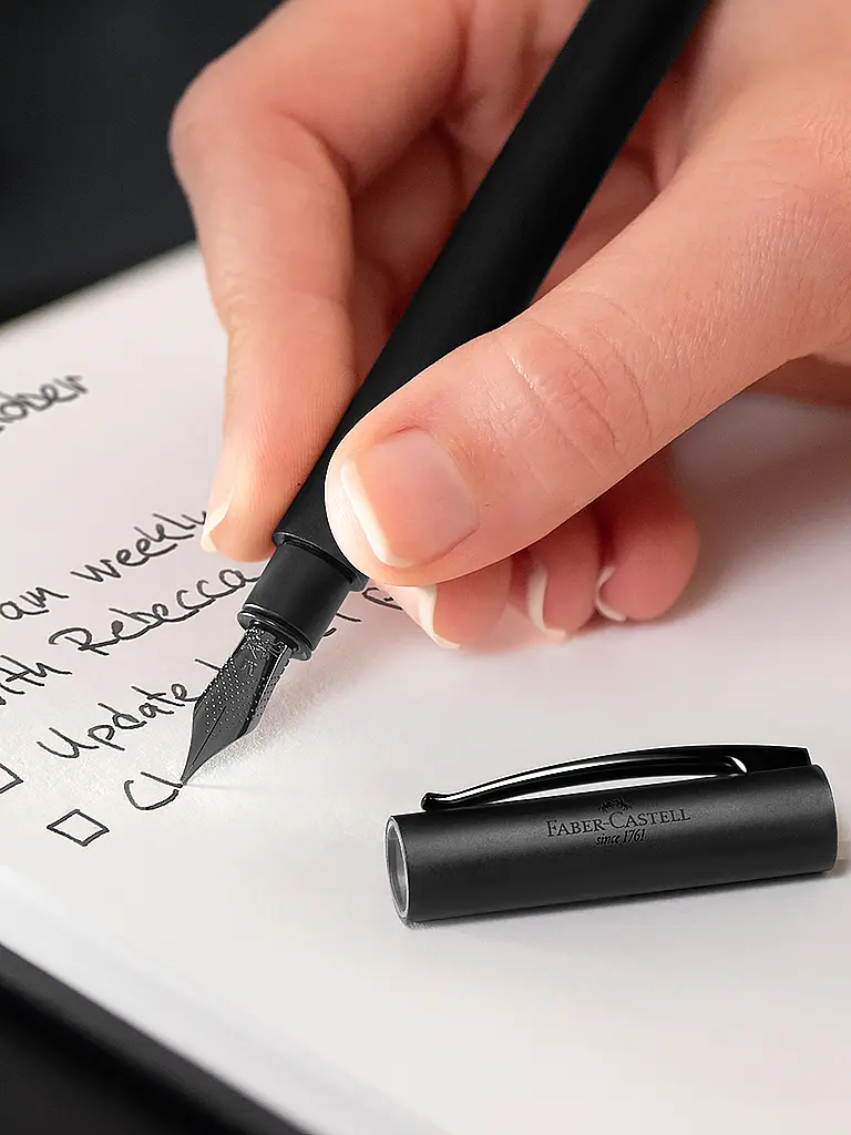 FABER-CASTELL | Stylo plume Ambition All Black, largeur de plume B, noir | Noir