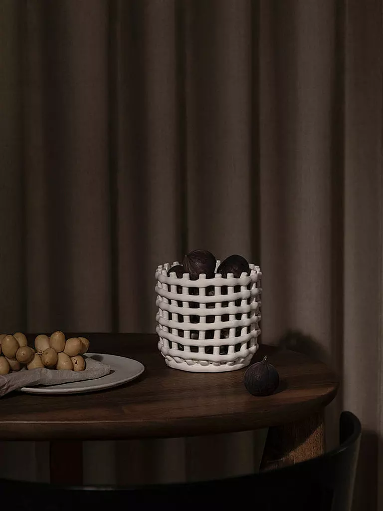 FERM LIVING | Panier de rangement en céramique petit, blanc cassé | weiss