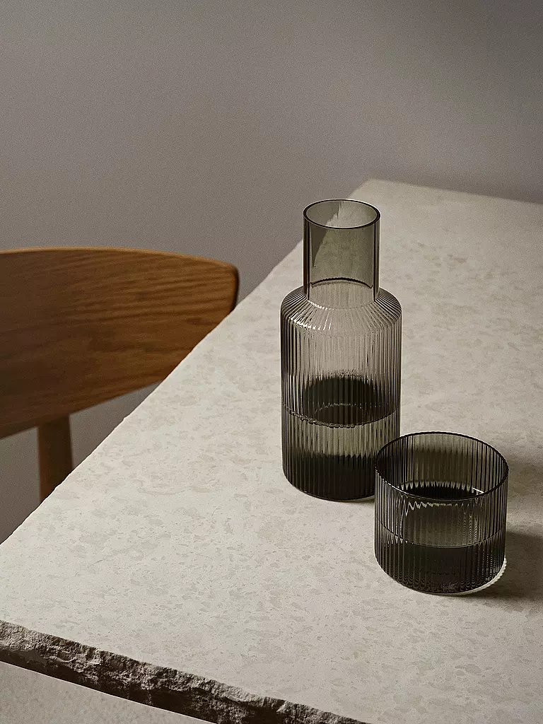 FERM LIVING | Set de carafes Ripple Small Smoked Grey | grau