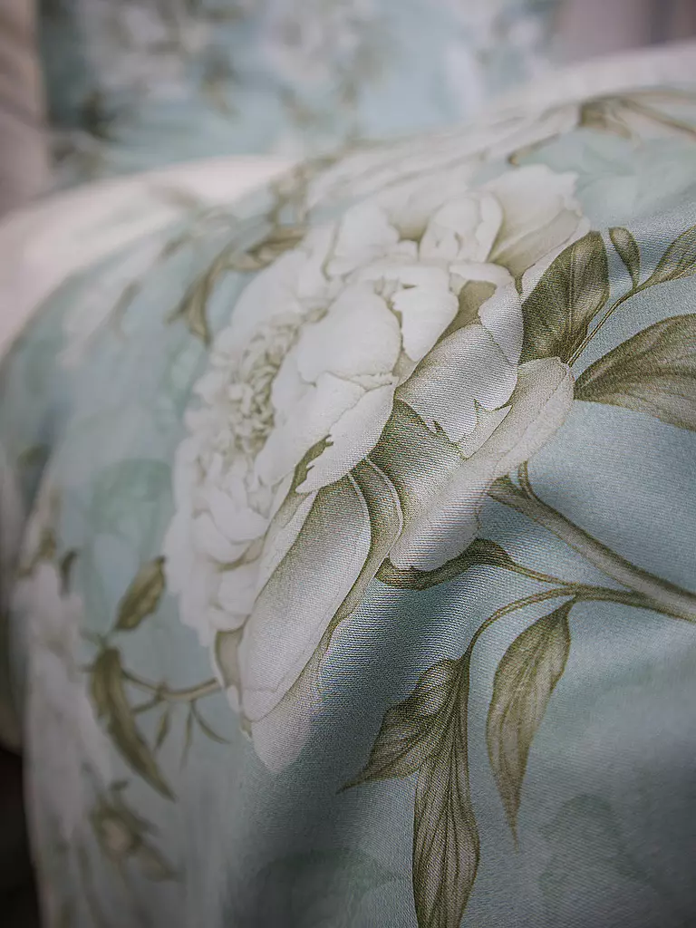 FLEURESSE | Linge de lit en satin BED ART 70x90cm/140x200cm Honeydew | Vert clair