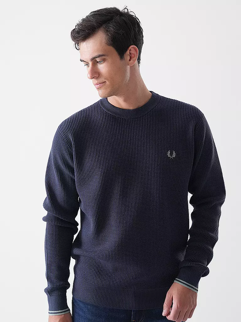 FRED PERRY | Pull STITCH | 