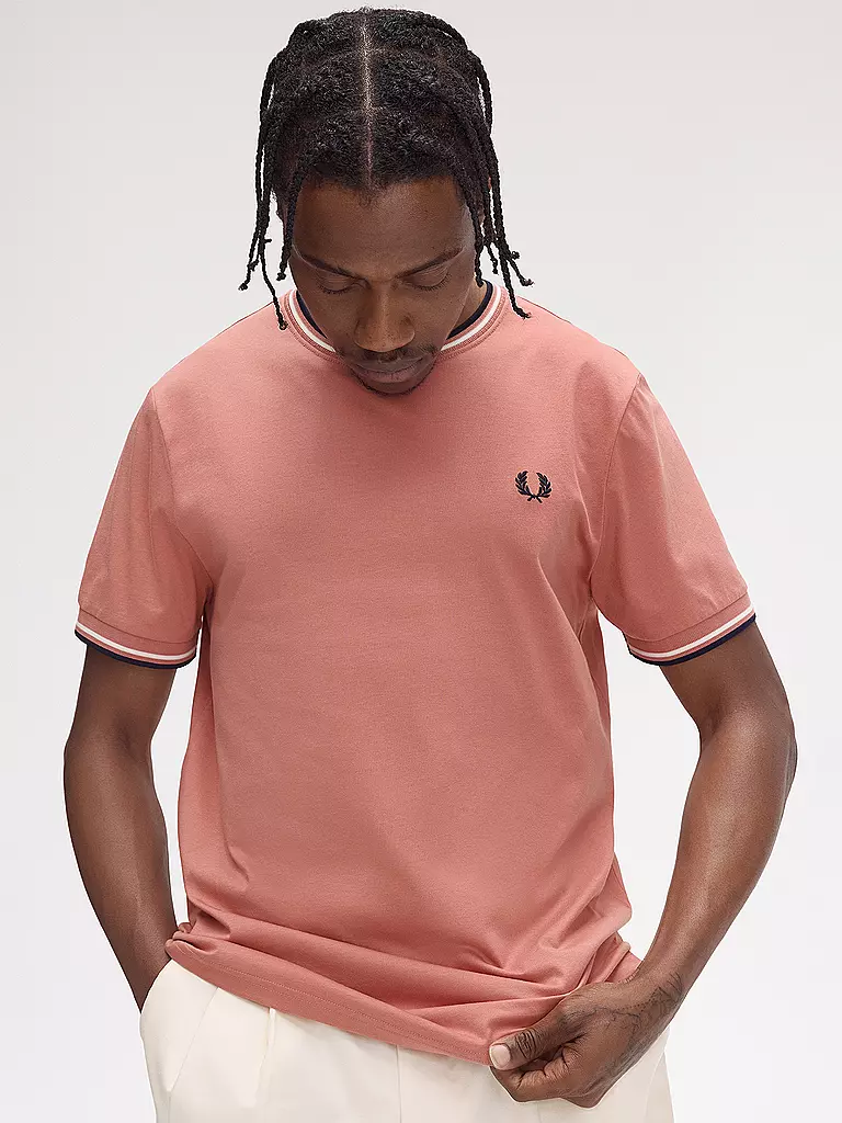 FRED PERRY | T-shirt | rosa
