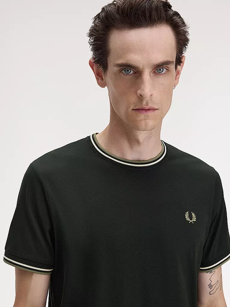 FRED PERRY | T-shirt | dunkelgrün
