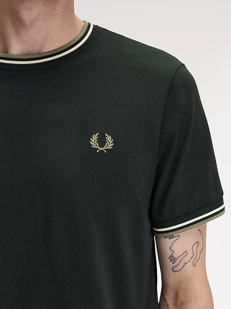 FRED PERRY | T-shirt | dunkelgrün
