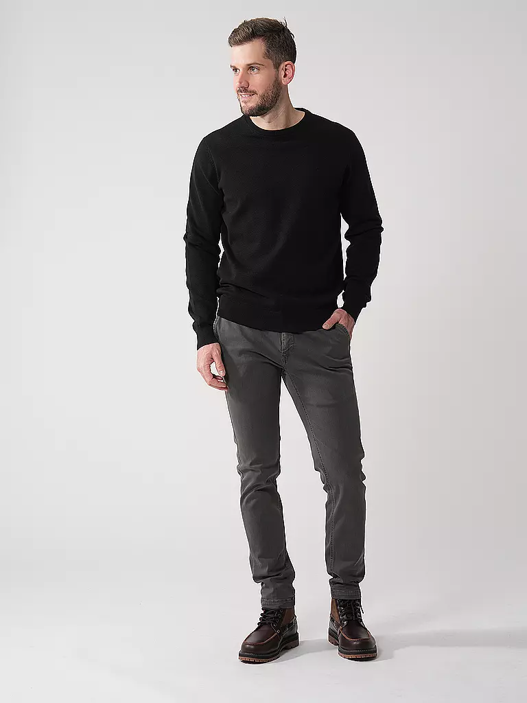 FYNCH-HATTON | Pull | Noir