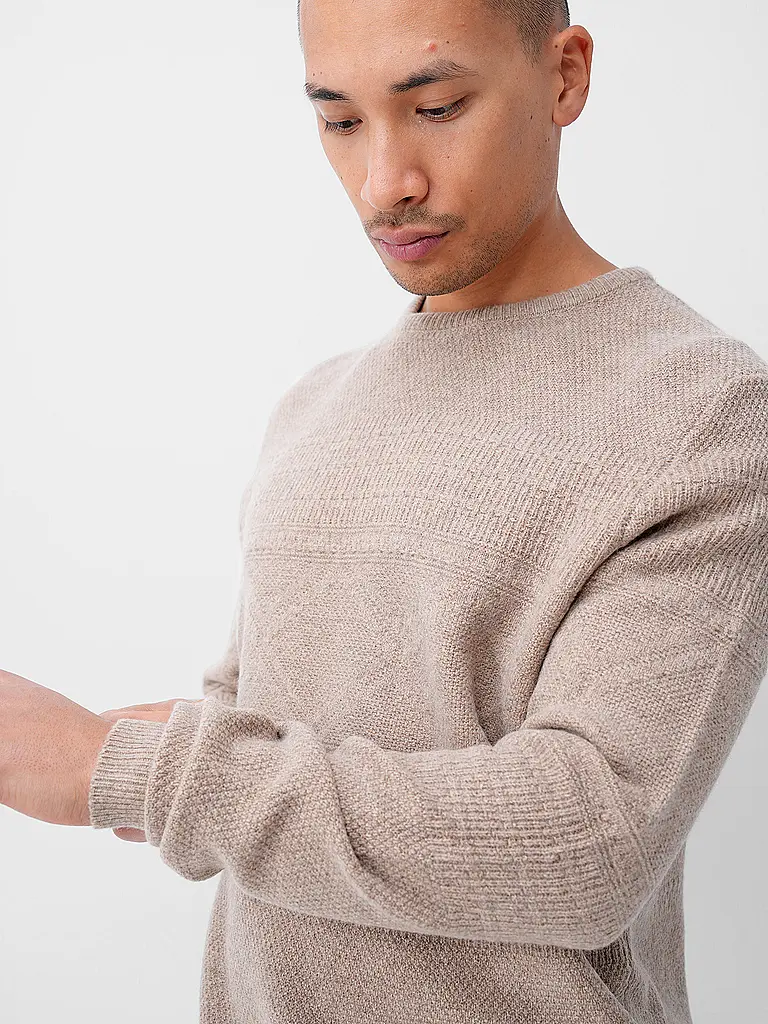 FYNCH-HATTON | Pull | 