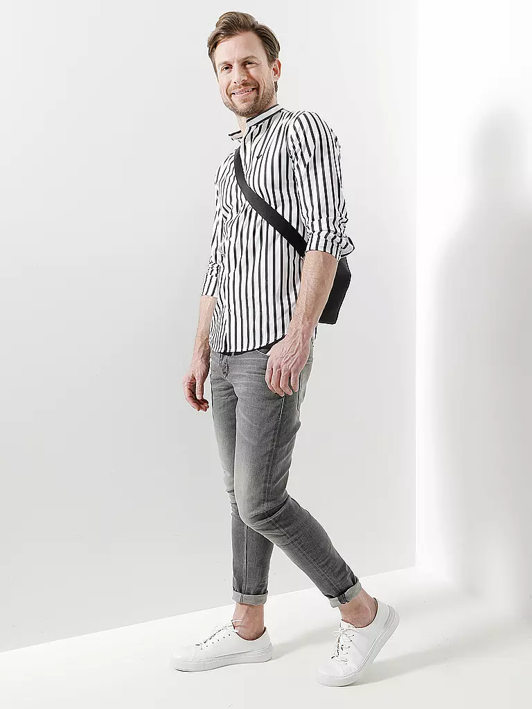 GABBA | Jeans Straight Slim Fit « Rey » | grau