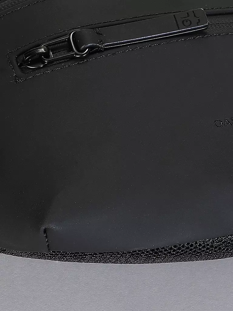 GASTON LUGA | Sac banane SPLAESH |