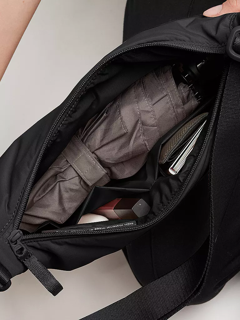 GOT BAG | Sac banane CLOUD MOON BAG Small | Noir