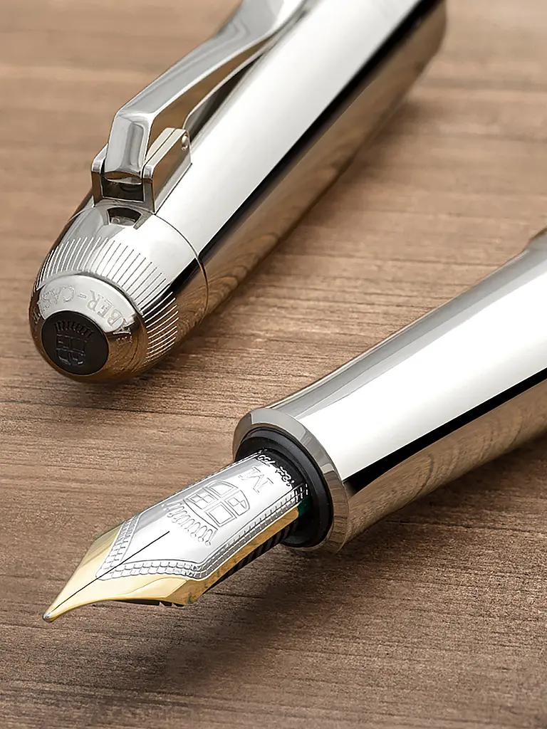 GRAF VON FABER-CASTELL | Stylo plume Magnum M | Marron
