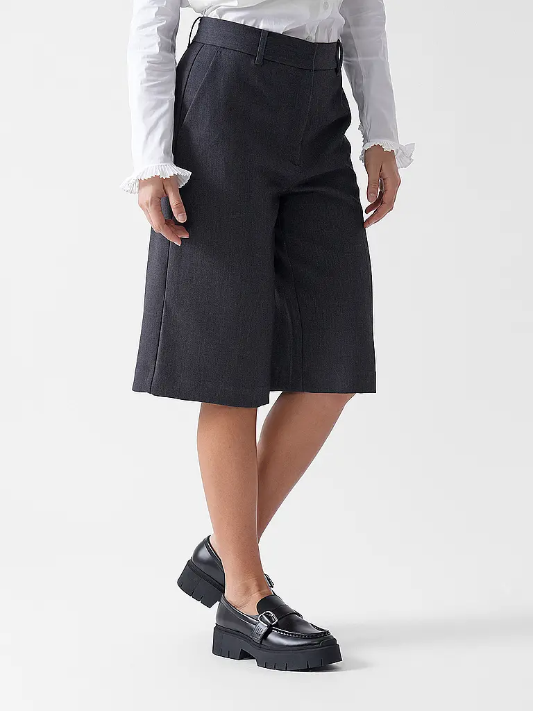 GUESS | Bermuda | Gris