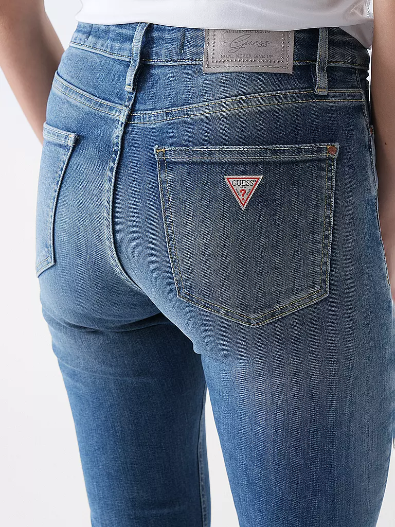 GUESS | Jeans Bootcut Coupe SEXY ÉVASÉE | 