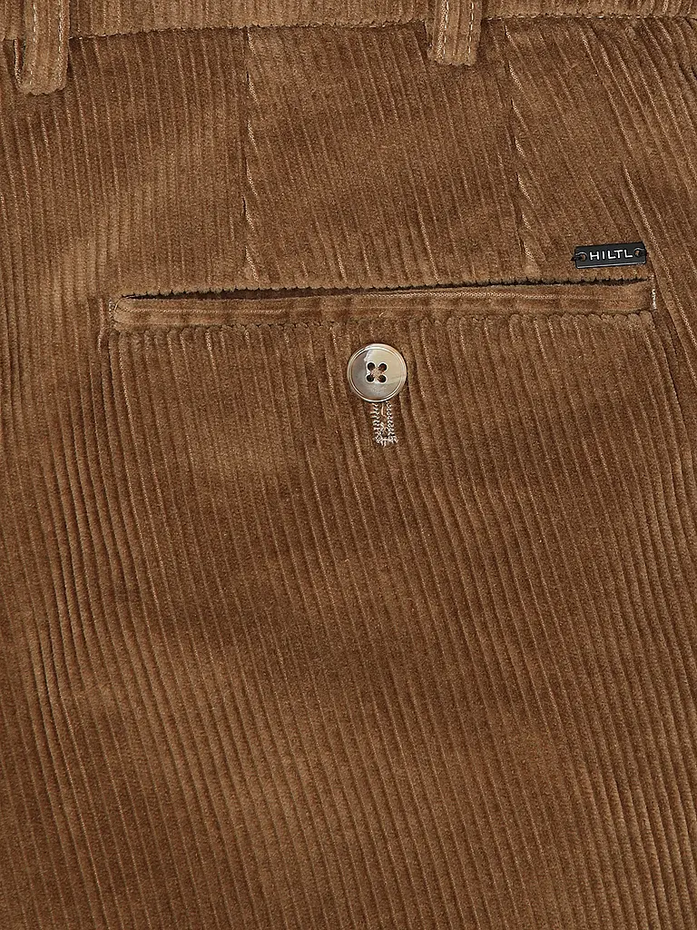 HILTL | Nom du produit: Pantalon en velours côtelé PARMA | Camel