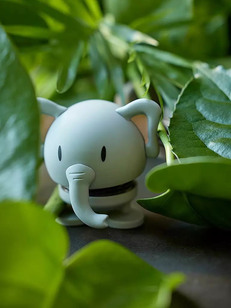 HOPTIMIST | Figurine décorative Éléphant Doux 7,6cm Gris | hellgrau
