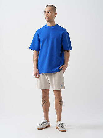 HUGO | Short NUWAFFLO
