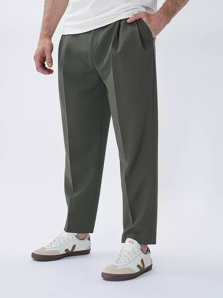 HUGO | Chino HARLY | 