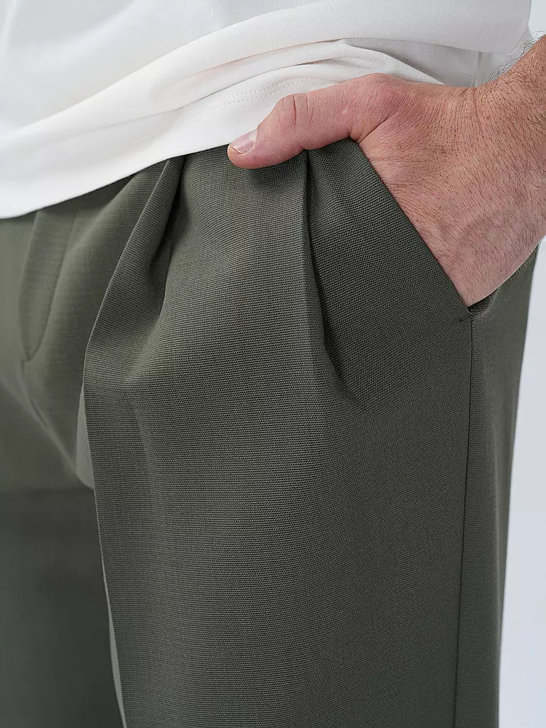 HUGO | Chino HARLY | 