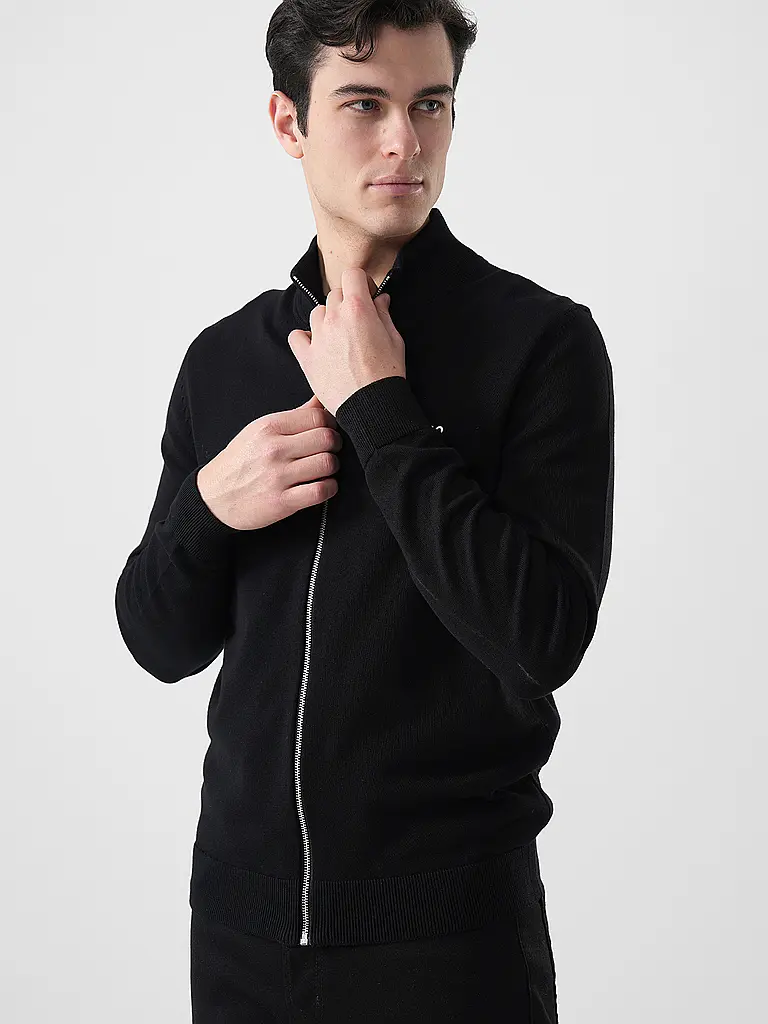 HUGO | Nom du produit: Cardigan en tricot pour hommes SAN JACOMO-C | Noir