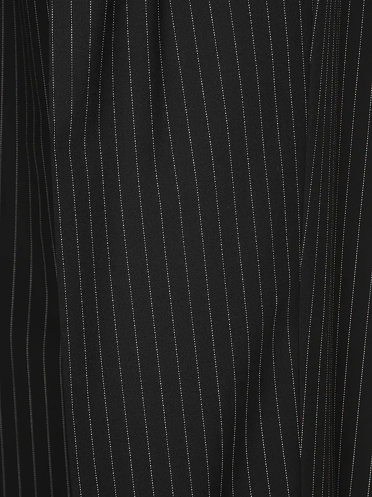 HUGO | Nom du produit : Pantalon de costume FEDIX251
Marque : HUGO
Couleur : noir
Catégories : Mode, Homme

Matière : Polyester / Polyamide, Laine, Stretch
Motif : Rayures fines
Longueur (Pantalons/Jeans) : Longueur normale
Style : Pure, Tendance
Haute | Noir