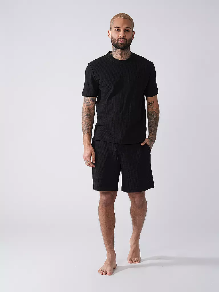 HUGO | T-shirt de détente AUSTIN | schwarz