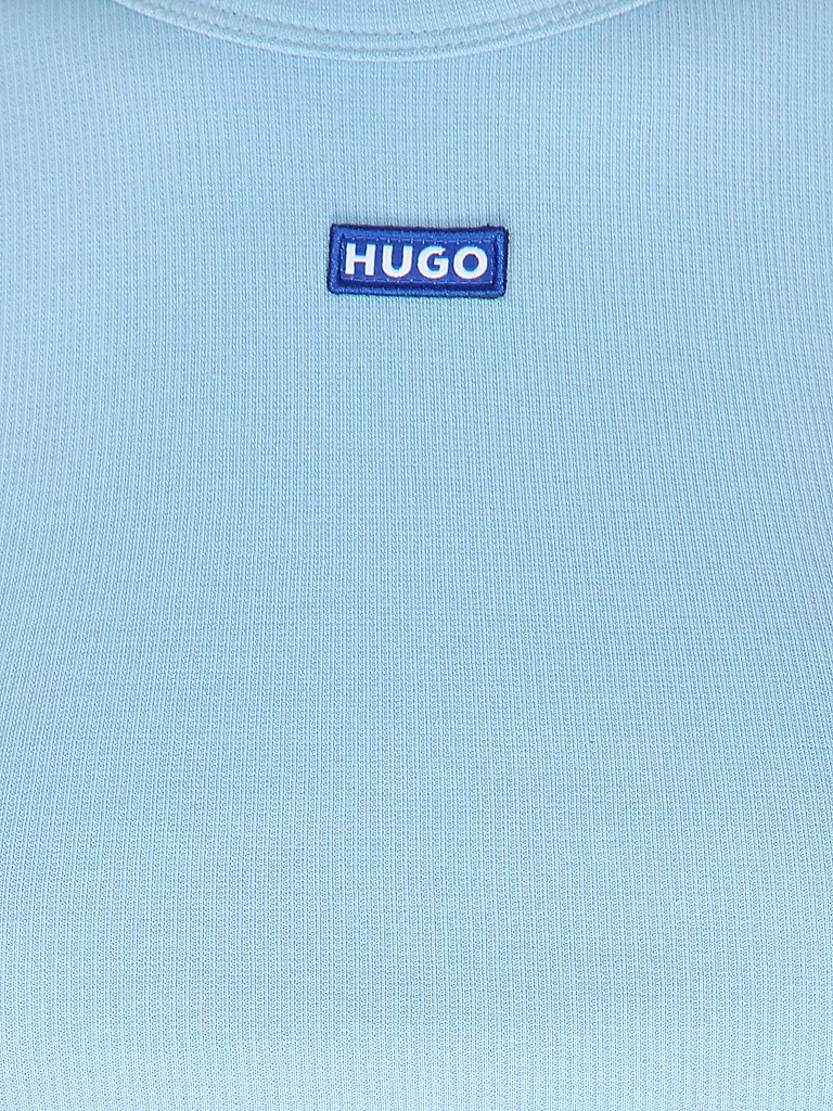 HUGO | Top court ajusté | hellblau