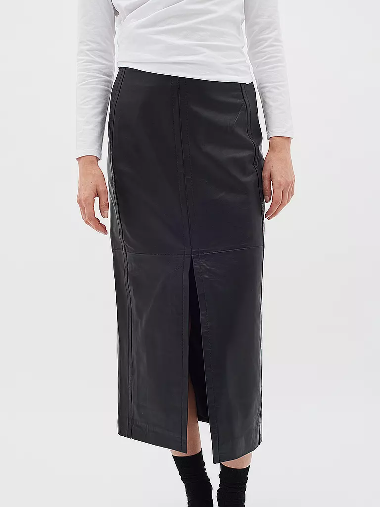 IN WEAR | Jupe en cuir KAMAIW | schwarz