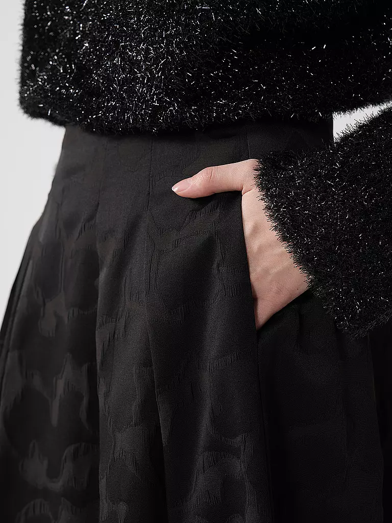 IN WEAR | Midirock YANAHIW | Noir
