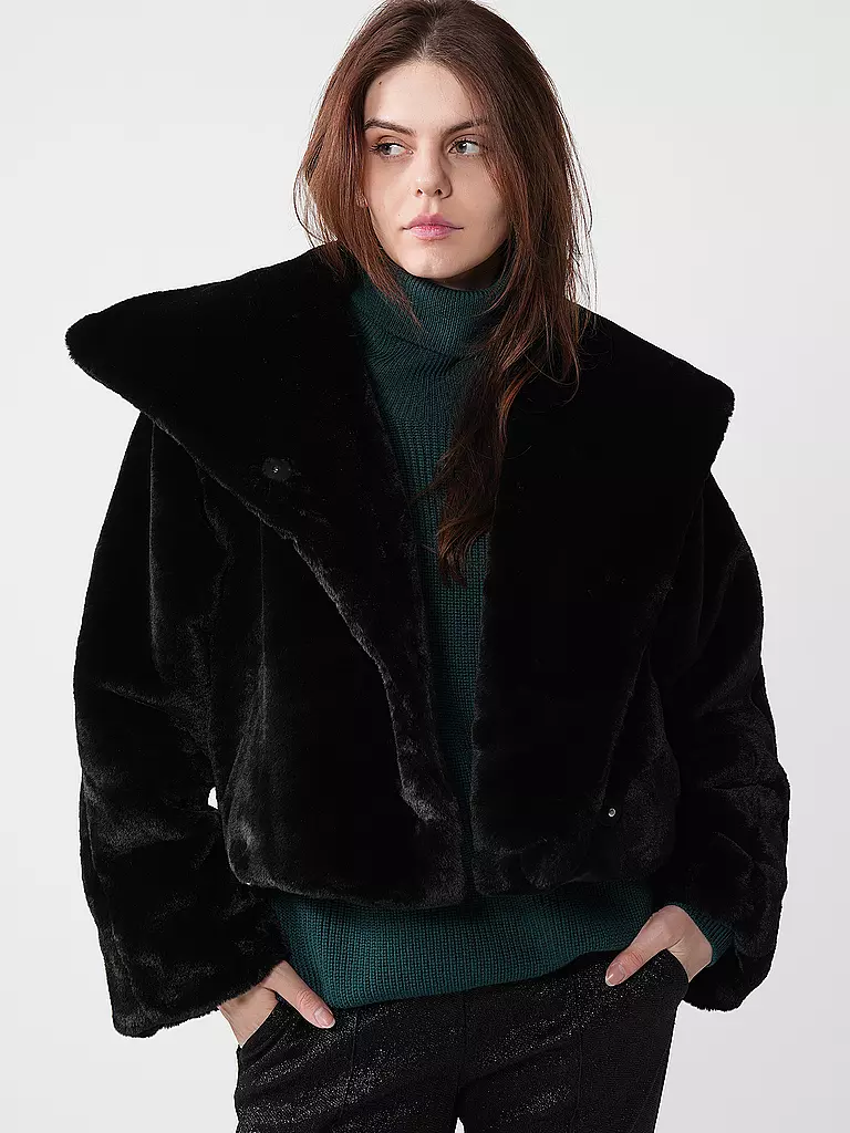 IN WEAR | Veste aspect fourrure YONEKOIW | Noir