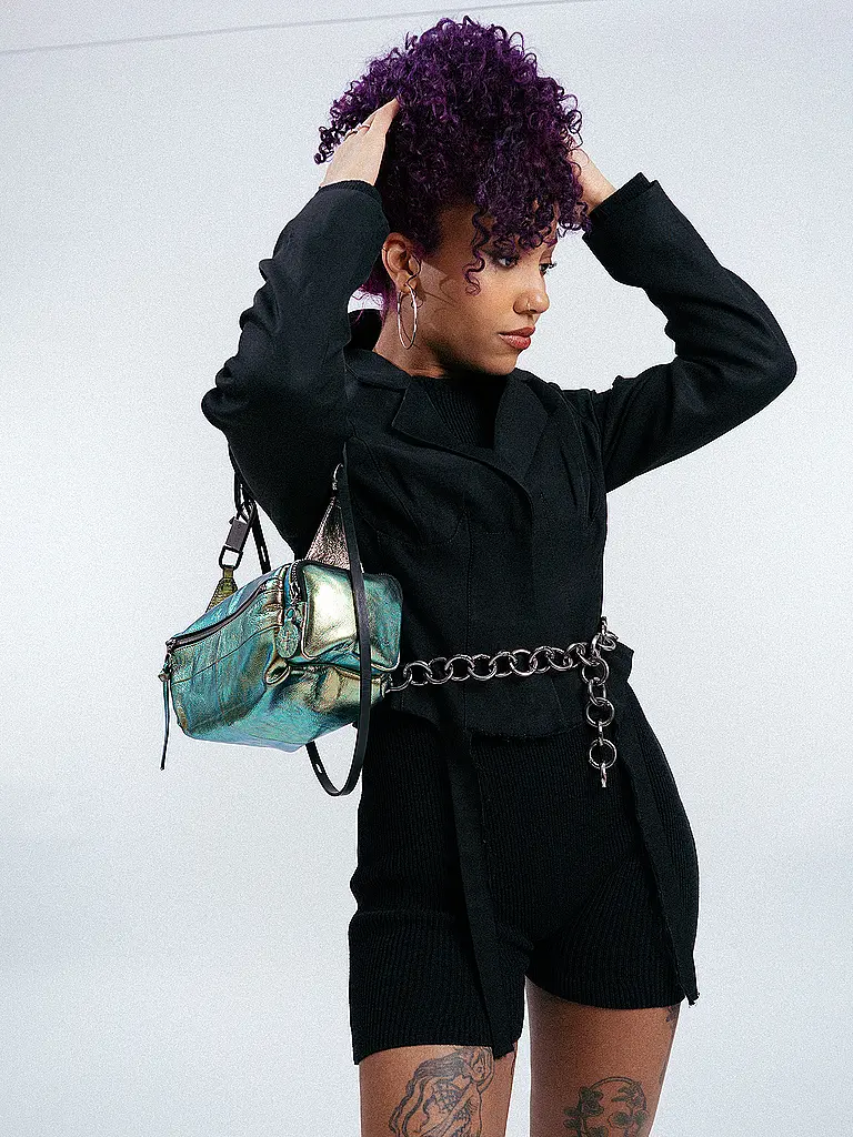 INA KENT | Sac en cuir - Sac bandoulière ROXIE Ed.1

Marque : INA KENT
Couleur : multicolore
Catégories : Mode, Femme

Matière : Cuir
Motif : Métallique | Multicolore