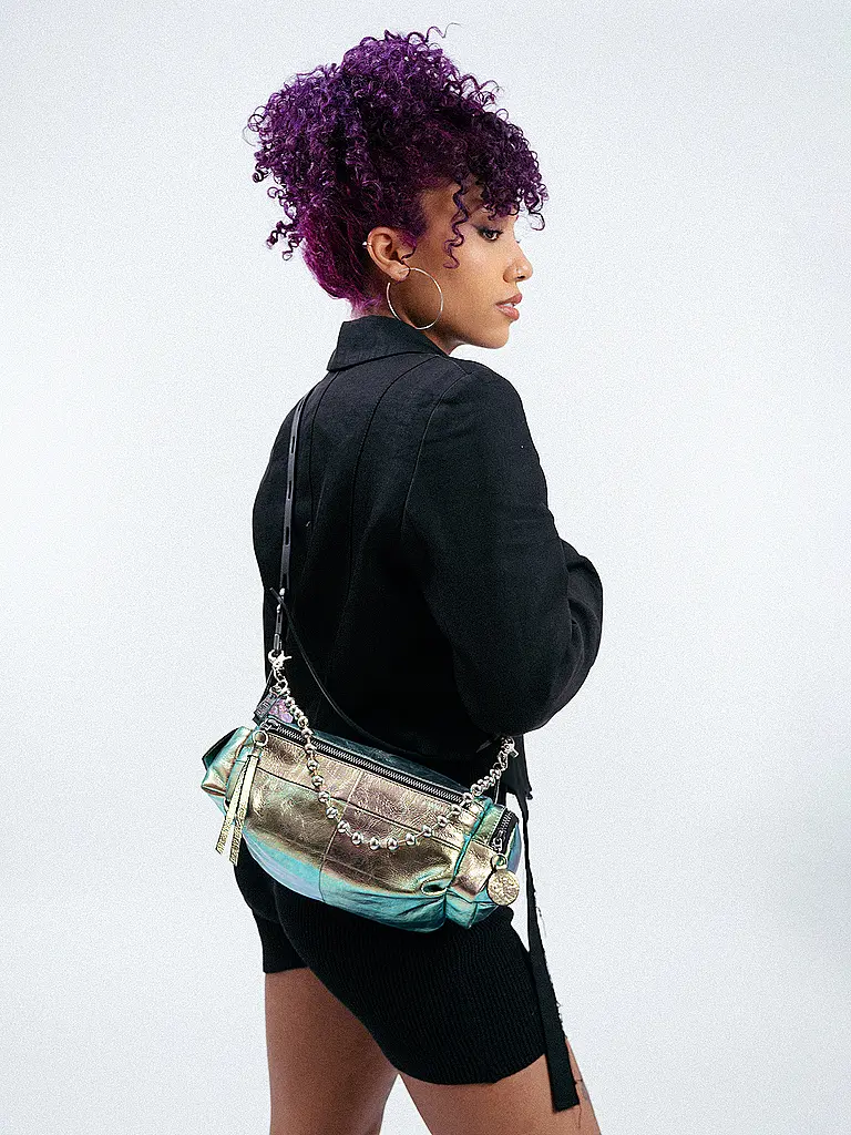 INA KENT | Sac en cuir - Sac bandoulière ROXIE Ed.1

Marque : INA KENT
Couleur : multicolore
Catégories : Mode, Femme

Matière : Cuir
Motif : Métallique | Multicolore