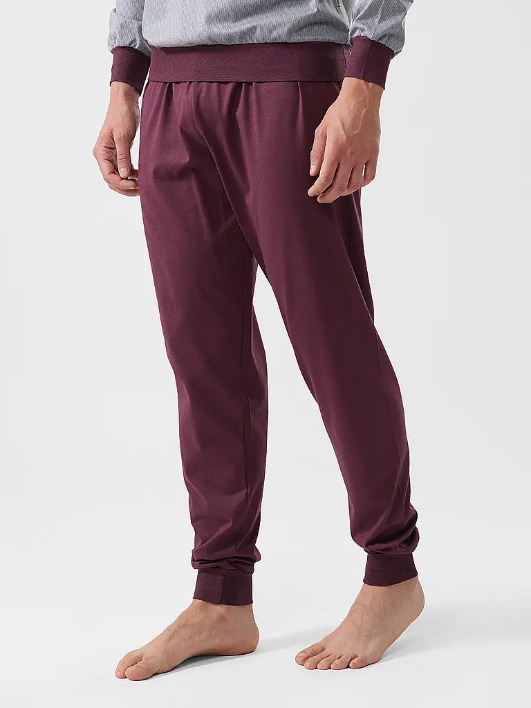 ISA | Nom du produit: Pyjama | Rouge foncé