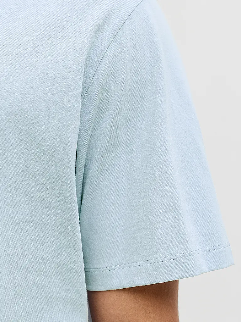 JACK & JONES | Nom du produit : T-Shirt JJEORGANIC
Marque : JACK & JONES
Couleur : bleu clair
Catégories : Mode, Homme

Longueur des manches : Manches courtes
Encolure : Col rond
Matière : Coton
Motif : Uni
Coupe (vêtements) : Regular | Bleu clair