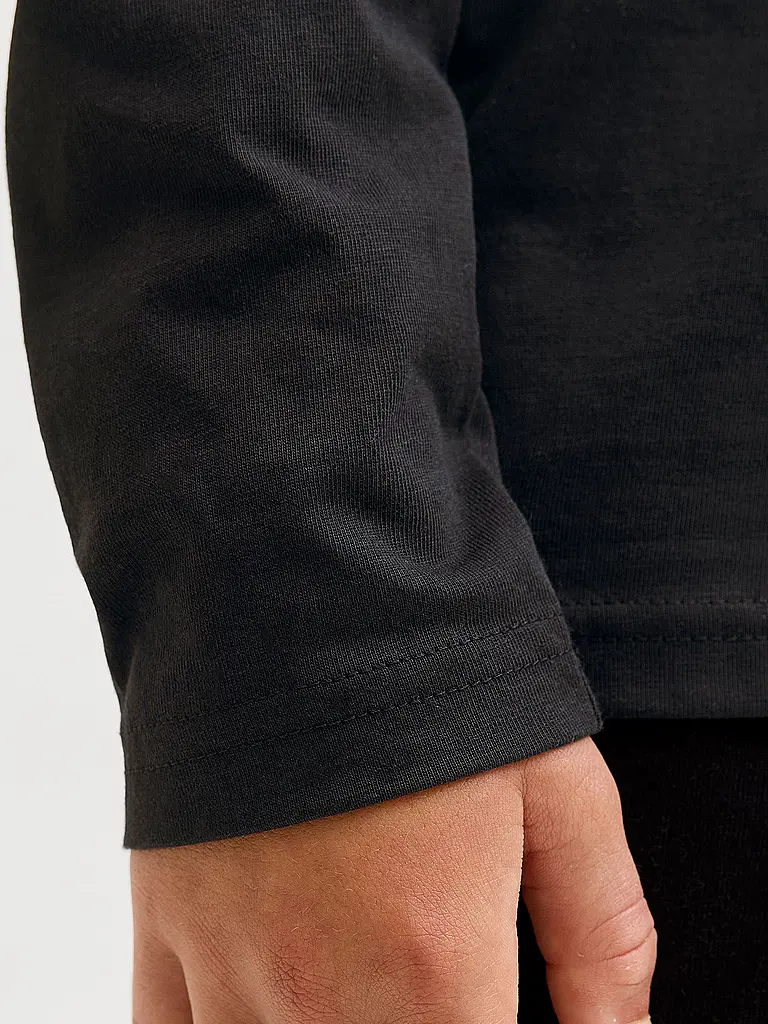 JACK & JONES | T-shirt à manches longues pour garçon JORBLEECKER
Marque: JACK & JONES
Couleur: noir
Catégories: Mode,Enfants,Garçons

Longueur des manches: Manches longues
Encolure: Col rond
Matière: Jersey,Coton
Motif: Uni
Coupe (vêtement d'extérieur): Regular
S | 