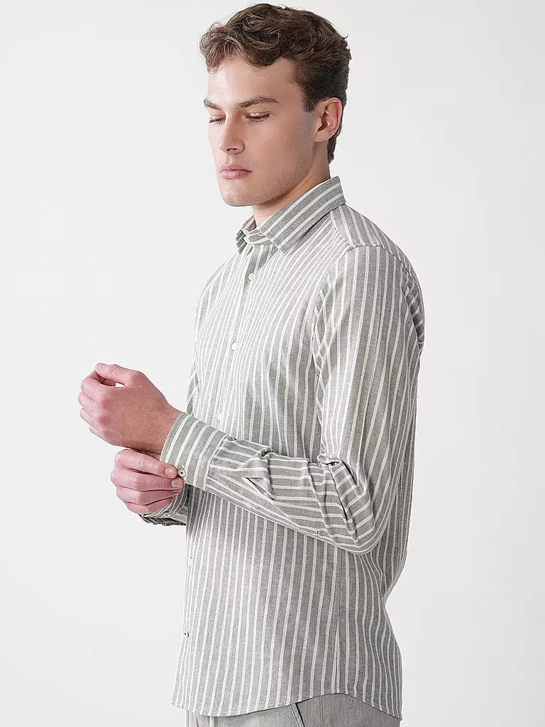 JOOP | Chemise business slim fit PIT
Marque : JOOP
Couleur : vert
Catégories : Mode, Homme

Longueur des manches : Manches longues
Matière : Coton, Lin
Forme du col : Col Kent
Motif : Rayures
Coupe (vêtements d'extérieur) : Slim
Style : Smart Business | Vert