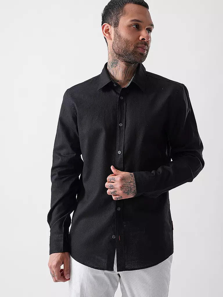 JOOP | Chemise Slim Fit HANSON
Marque: JOOP
Couleur: noir
Catégories: Mode, Homme

Longueur des manches: Manches longues
Matière: Lin, Coton
Forme du col: Col Kent
Motif: Uni
Coupe (vêtement d'extérieur): Slim
Style: Smart Business
Détails: Chiné | Noir