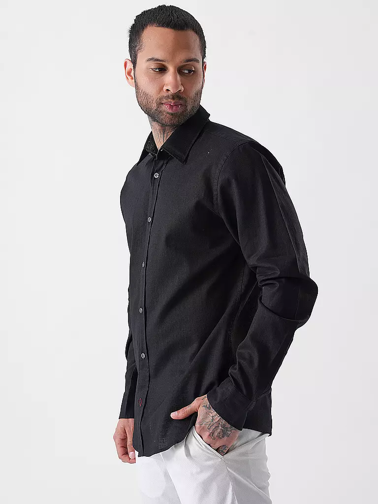 JOOP | Chemise Slim Fit HANSON
Marque: JOOP
Couleur: noir
Catégories: Mode, Homme

Longueur des manches: Manches longues
Matière: Lin, Coton
Forme du col: Col Kent
Motif: Uni
Coupe (vêtement d'extérieur): Slim
Style: Smart Business
Détails: Chiné | Noir