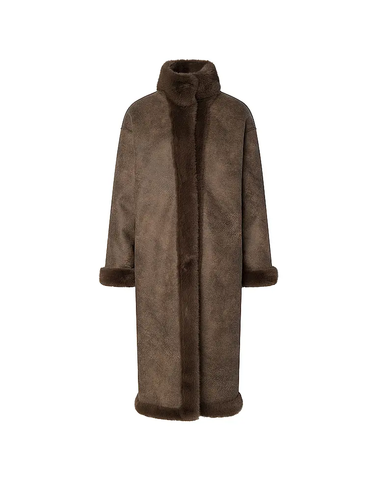 JOOP | Nom du produit : Manteau aspect fourrure CIM
Marque : JOOP
Couleur : marron
Catégories : Mode, Femme

Longueur des manches : Manches longues
Composition : Fourrure synthétique, Polyester/Polyamide
Forme du col : Col montant
Motif : Uni
Coupe (v | 