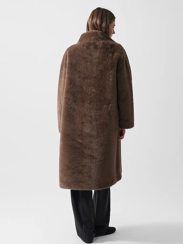 JOOP | Nom du produit : Manteau aspect fourrure CIM | Marron