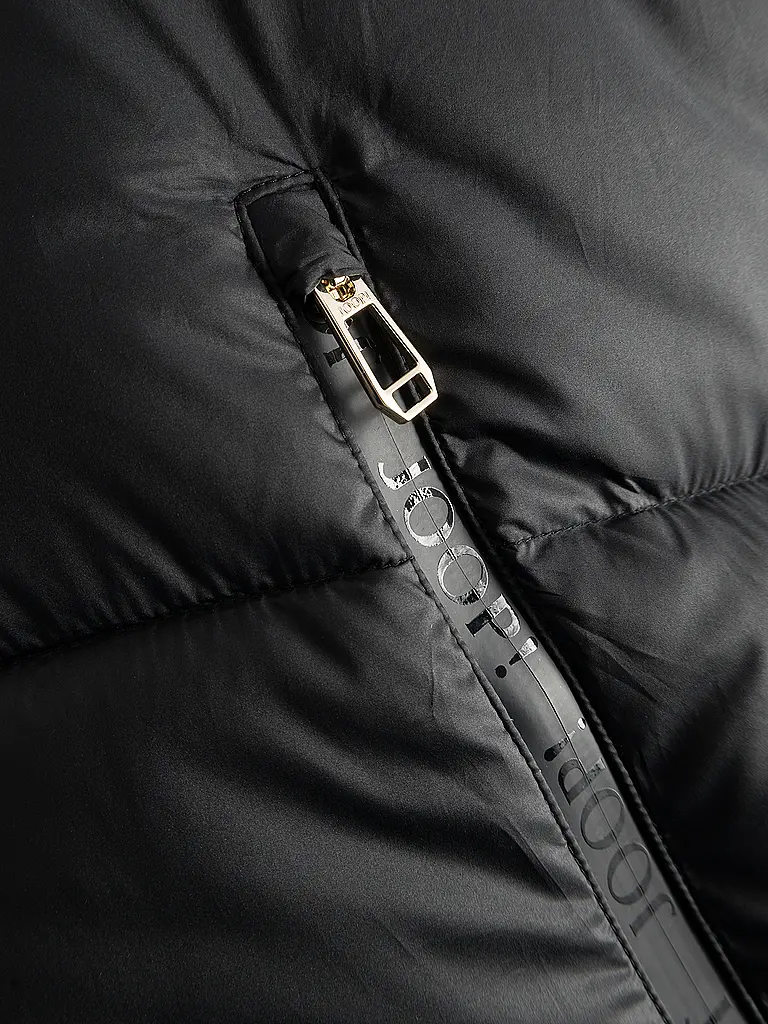 JOOP | Nom du produit : Manteau matelassé CARINA | Noir