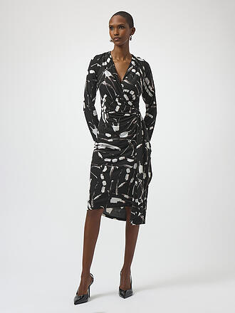 JOSEPH RIBKOFF | Midirobe